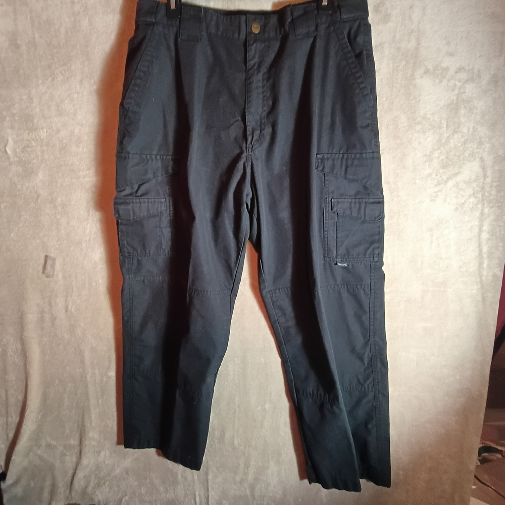 Tru spec Pants Mens 36/28 Black Ripstop Cargo Pants Solid Tactical